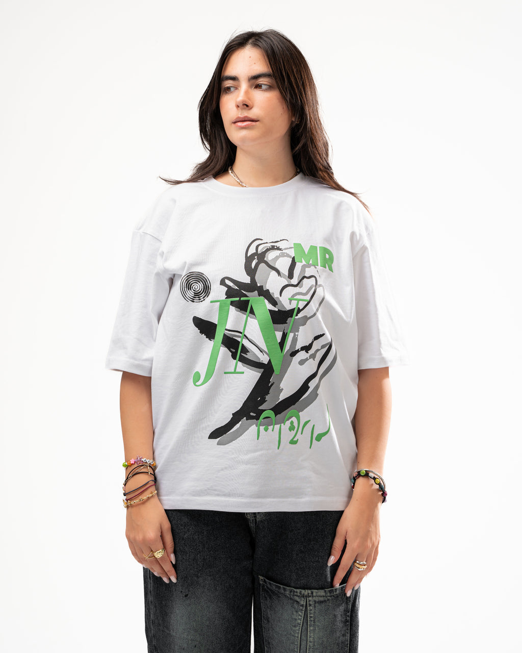 WHITE FLOWER T-SHIRT