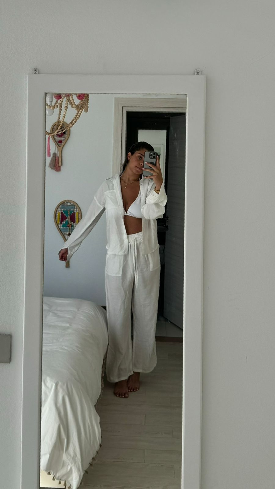 White Set